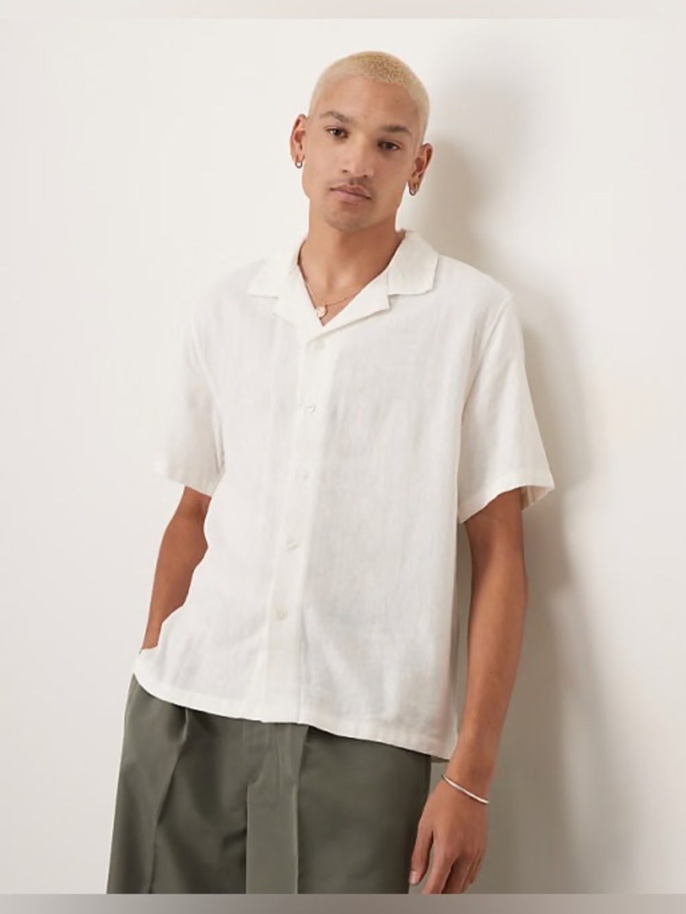 The A&F Summer Linen Blend  Short Sleeve Button Down Shirt Size : Large